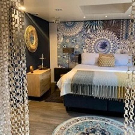 Het Atelier, Sfeervolle B&B Compleet Appartement In Hartje Staphorst Εξωτερικό φωτογραφία