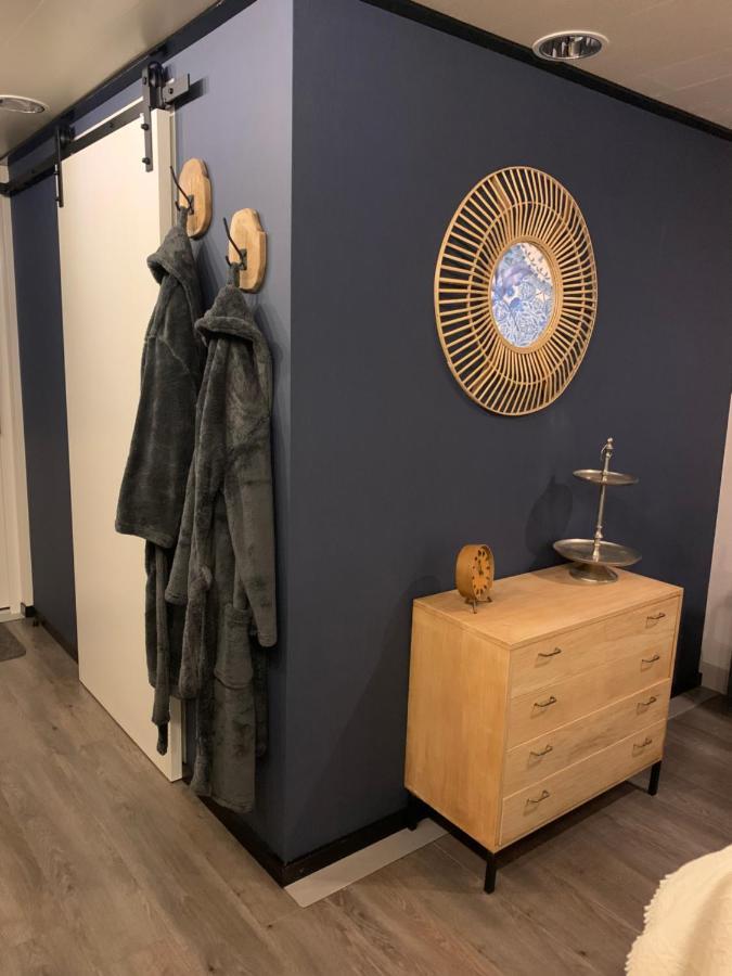 Het Atelier, Sfeervolle B&B Compleet Appartement In Hartje Staphorst Εξωτερικό φωτογραφία