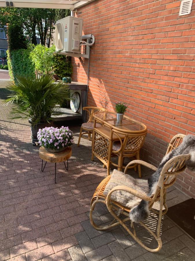 Het Atelier, Sfeervolle B&B Compleet Appartement In Hartje Staphorst Εξωτερικό φωτογραφία